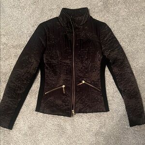 Women’s Guess black jacket